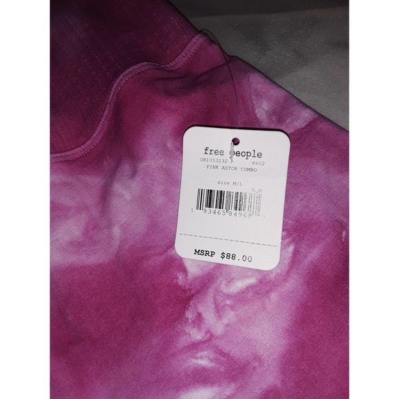 NWT Free People Size M/L Movement GOOD KARMA Pink Tie-Dye Leggings - Picture 4 of 10